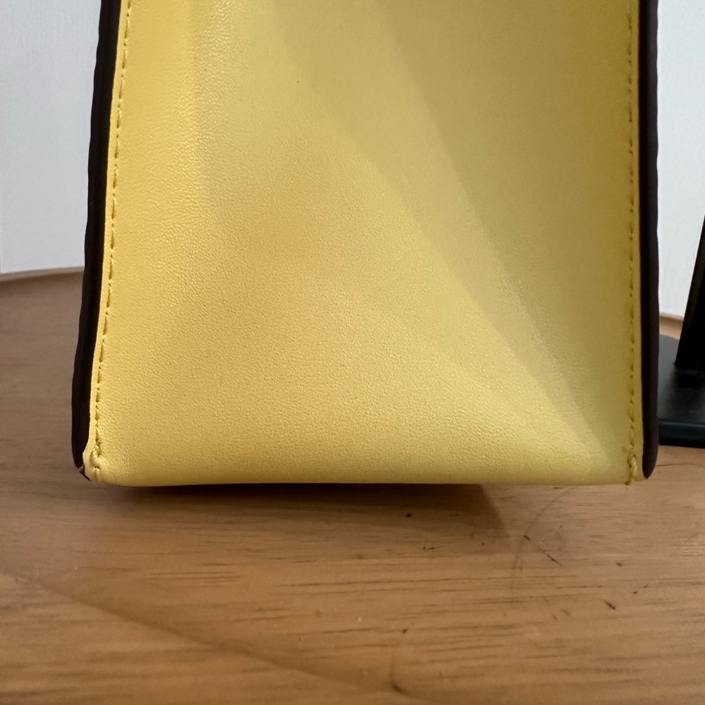 MICHAEL KORS ~ Yellow Leather Croc-Embossed Handbag/Crossbody Bag w/Scarf - Picture 8 of 11